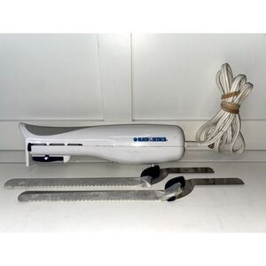 BLACK & DECKER Home (EK700) Slice Right Electric‎ Knife- Used